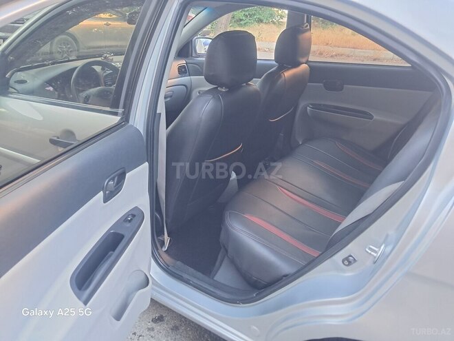 Hyundai Verna-10