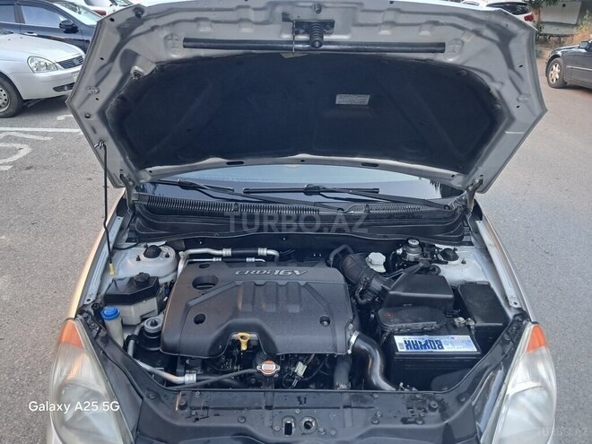 Hyundai Verna-12