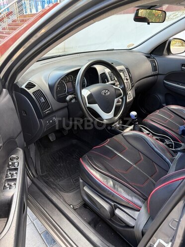 Hyundai i30-11