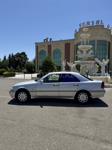 Mercedes C 180-5