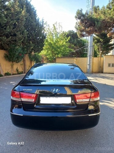 Hyundai Sonata-8