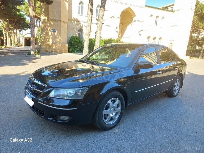 Hyundai Sonata-6