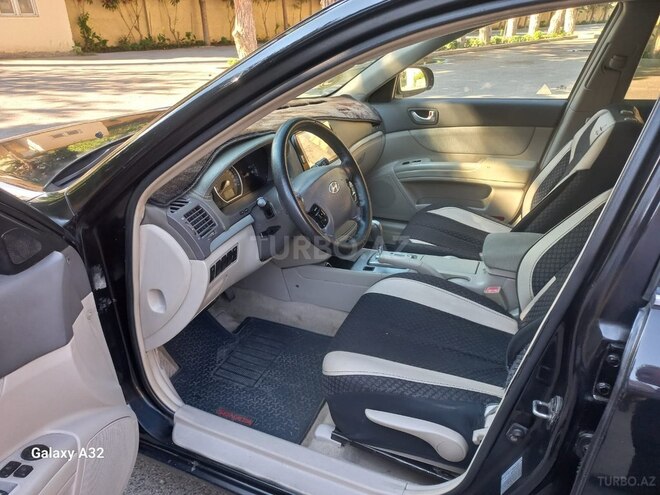 Hyundai Sonata-9