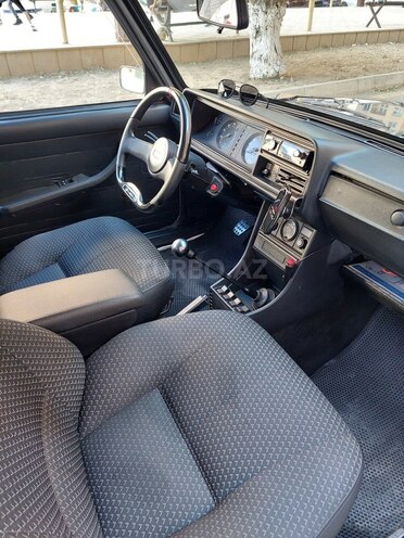 LADA (VAZ) 2107-4