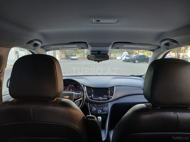 Chevrolet Trax-8
