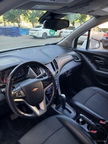 Chevrolet Trax-10