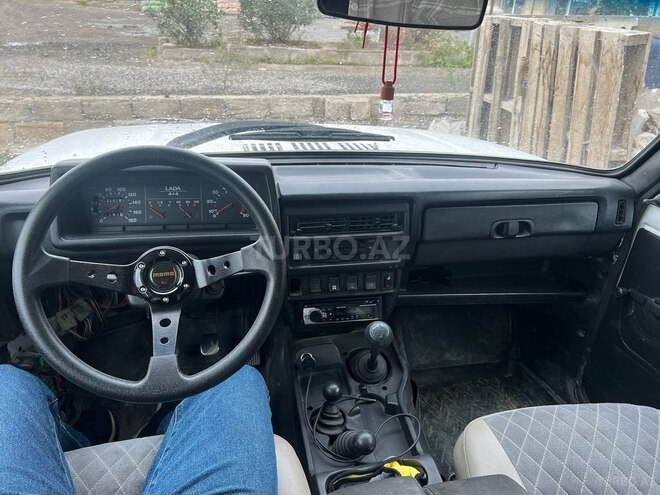 LADA (VAZ) Niva-13
