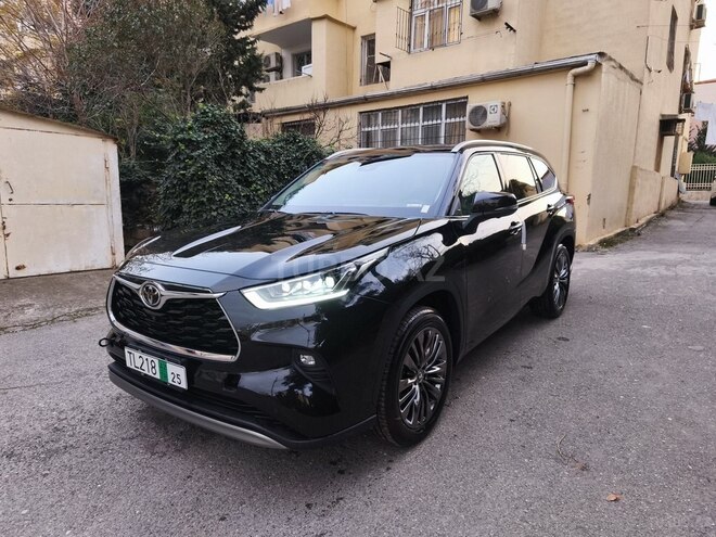 Toyota Highlander-4