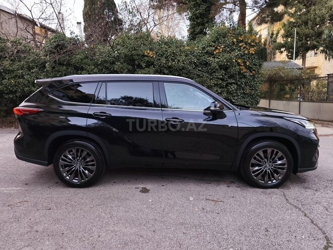 Toyota Highlander-5
