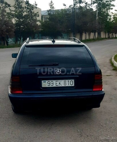 Mercedes C 220-2