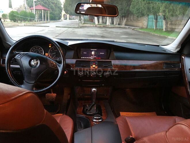 BMW 530-3