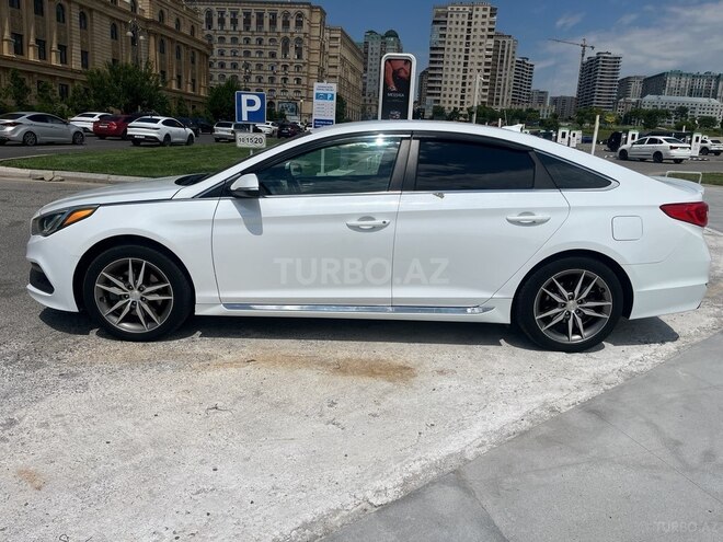 Hyundai Sonata-4