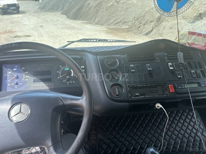 Mercedes Atego 1528-3