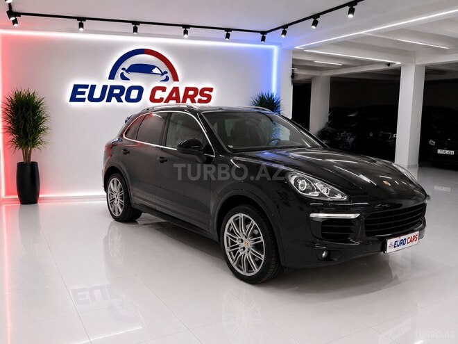 Porsche Cayenne S-12