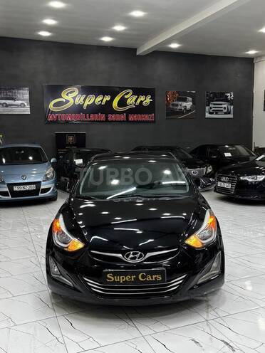Hyundai Elantra-3