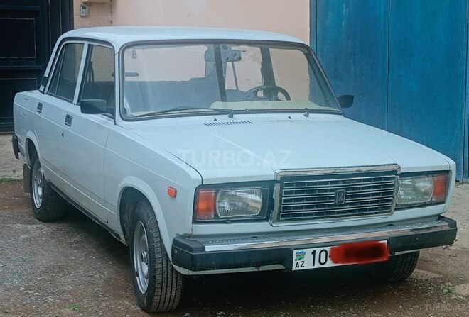 LADA (VAZ) 2107-1