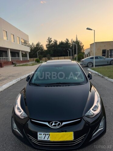 Hyundai Elantra-1