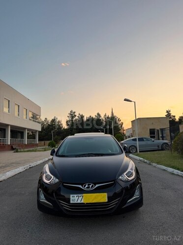 Hyundai Elantra-7