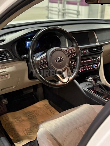 Kia Optima-6