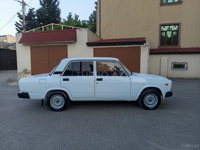 LADA (VAZ) 2107-11