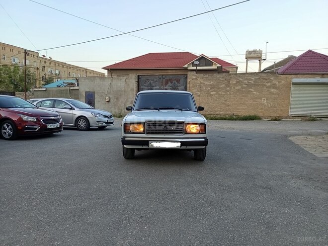 LADA (VAZ) 2107-8