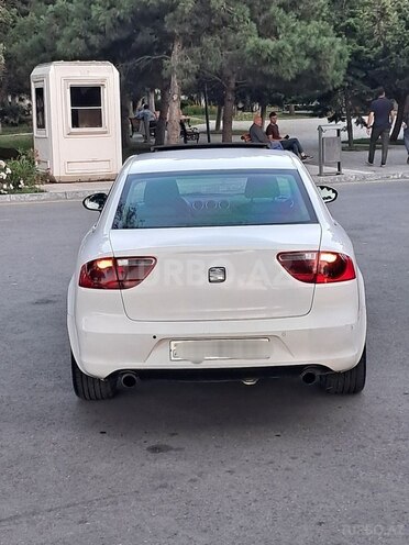 SEAT Exeo-13