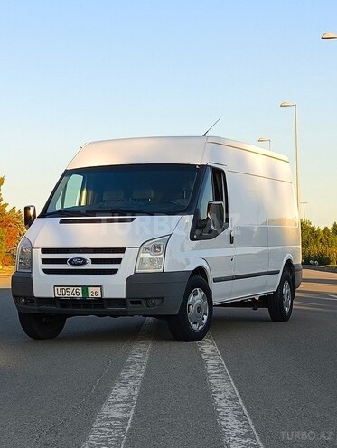 Ford Transit-5