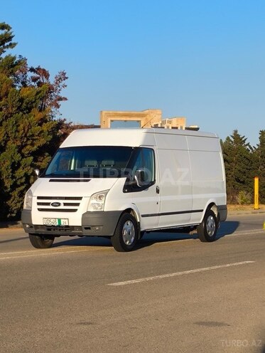 Ford Transit-1