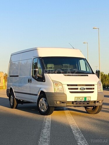 Ford Transit-14