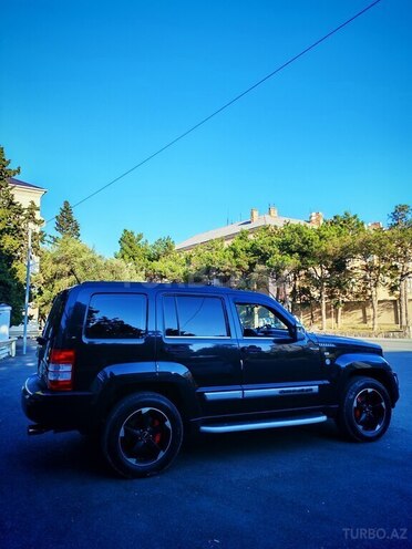 Jeep Cherokee-3