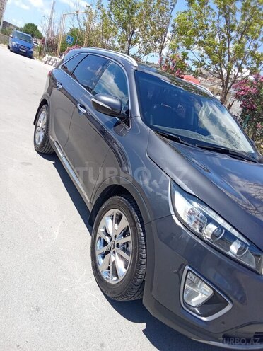 Kia Sorento-9