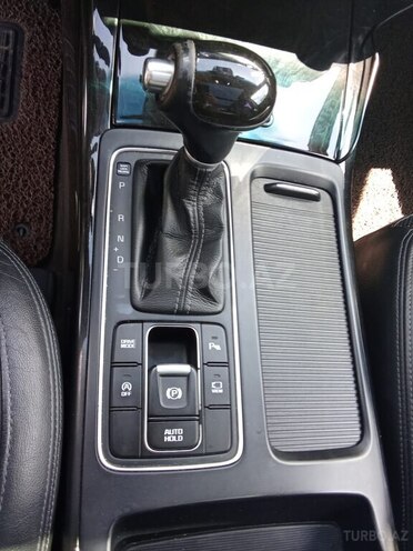 Kia Sorento-11
