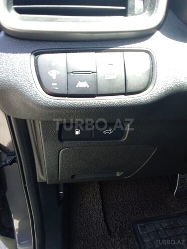 Kia Sorento-15