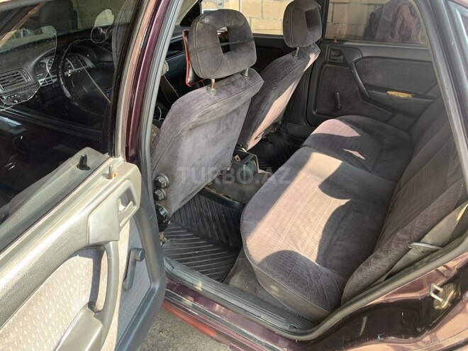 Opel Vectra-4