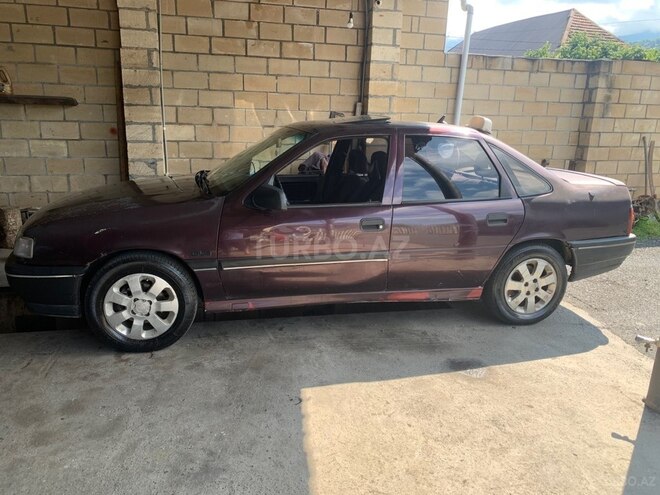 Opel Vectra-6
