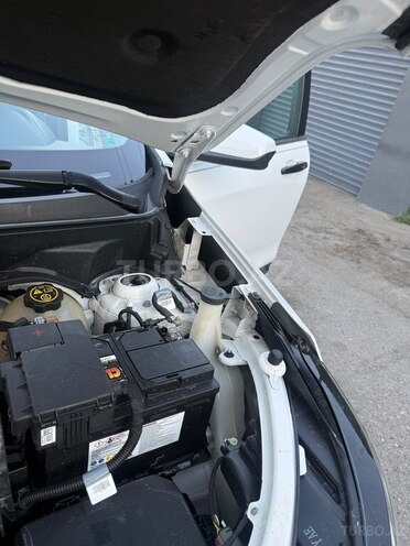 Chevrolet Equinox-16