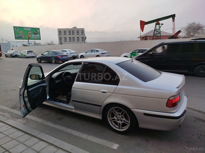 BMW 525-5