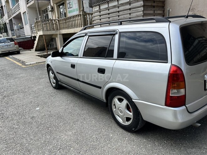 Opel Astra-12