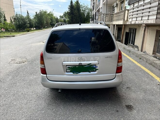 Opel Astra-11