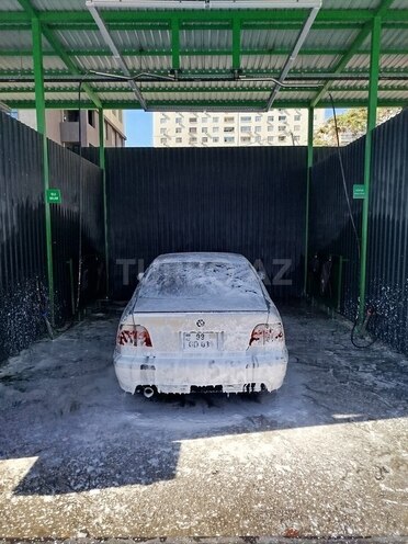 BMW 525-6