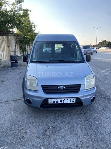 Ford Tourneo Connect-1
