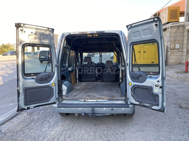 Ford Tourneo Connect-7