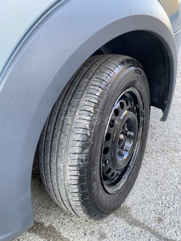 Ford Tourneo Connect-12