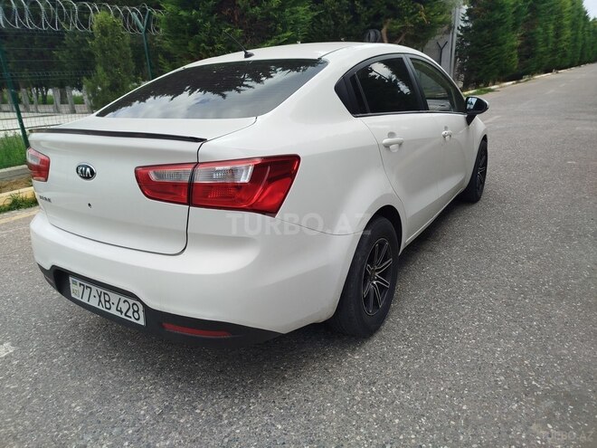 Kia Rio-4