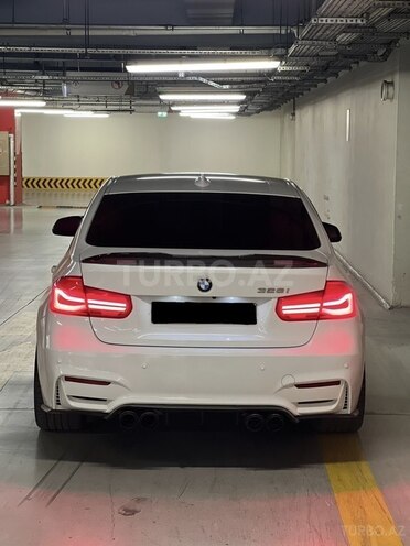 BMW 330-3