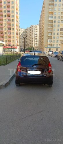 Nissan Note-2