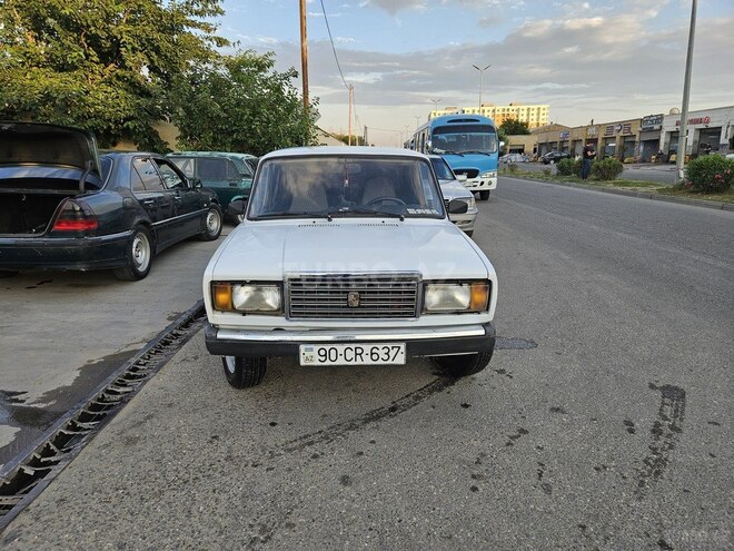 LADA (VAZ) 2107-1