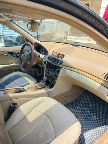Mercedes E 350-8