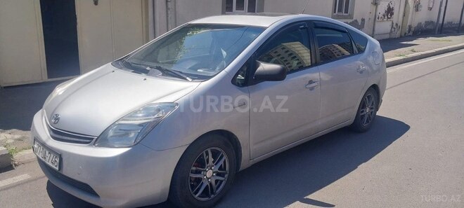 Toyota Prius-1