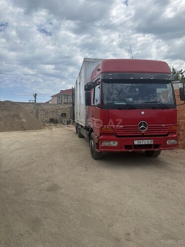 Mercedes Atego 1528-4
